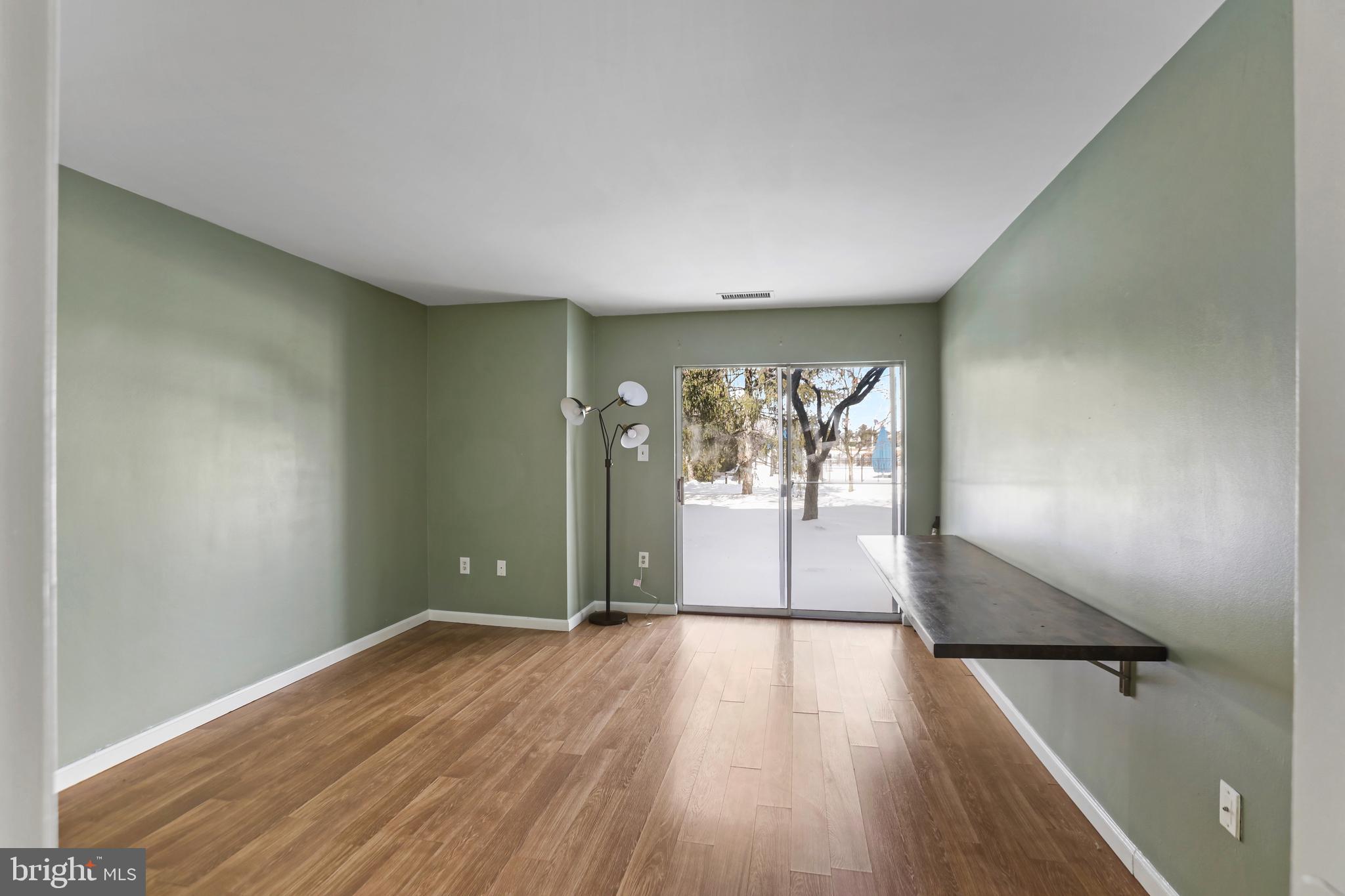 44152 NATALIE TERRACE 102