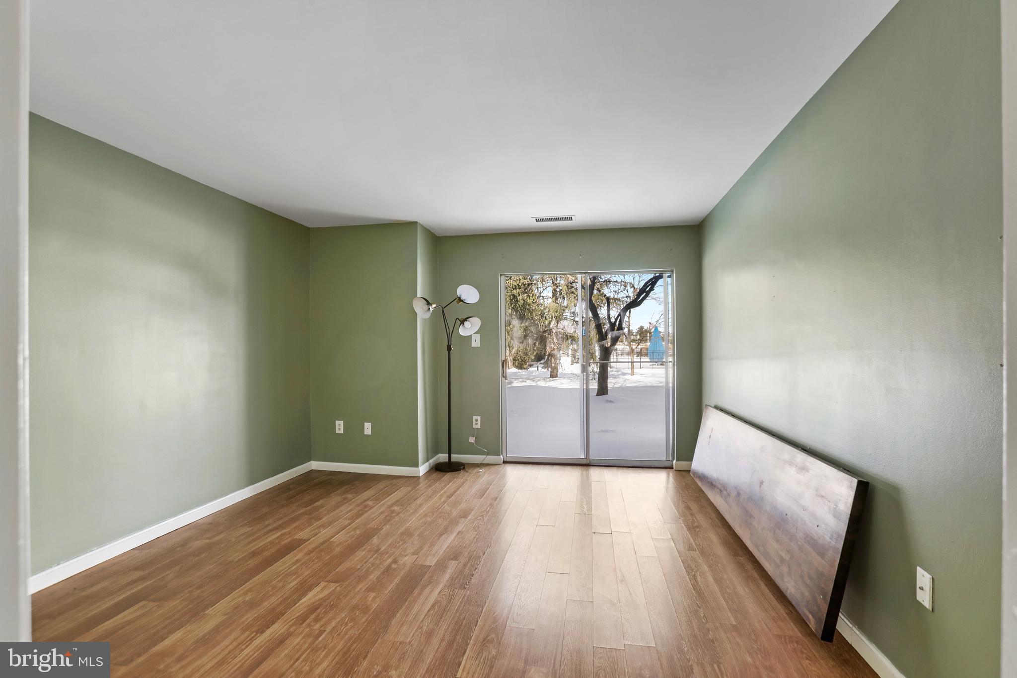 44152 NATALIE TERRACE 102