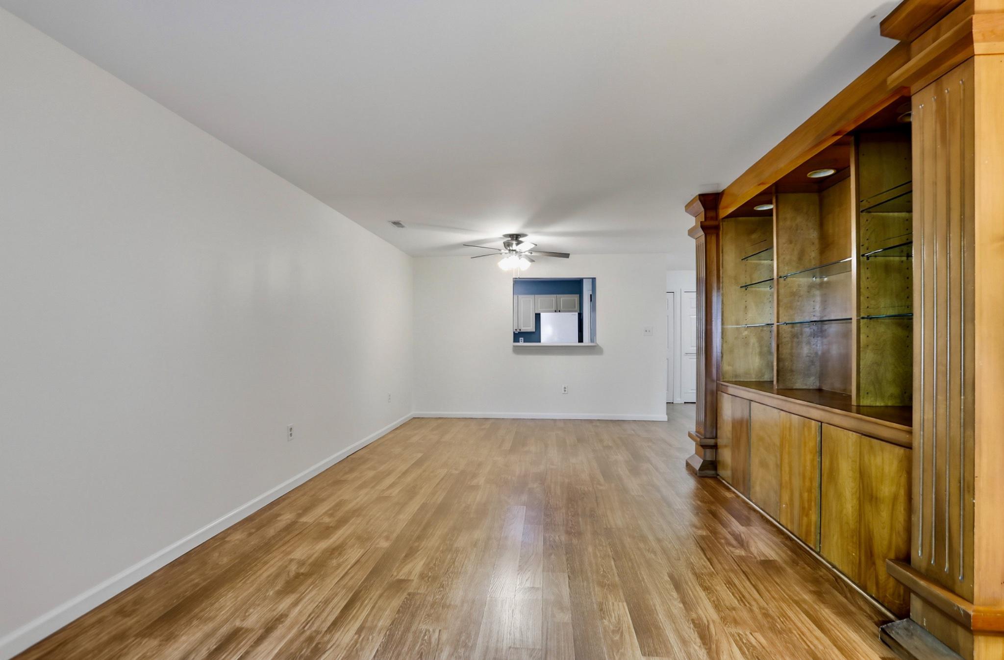 44152 NATALIE TERRACE 102
