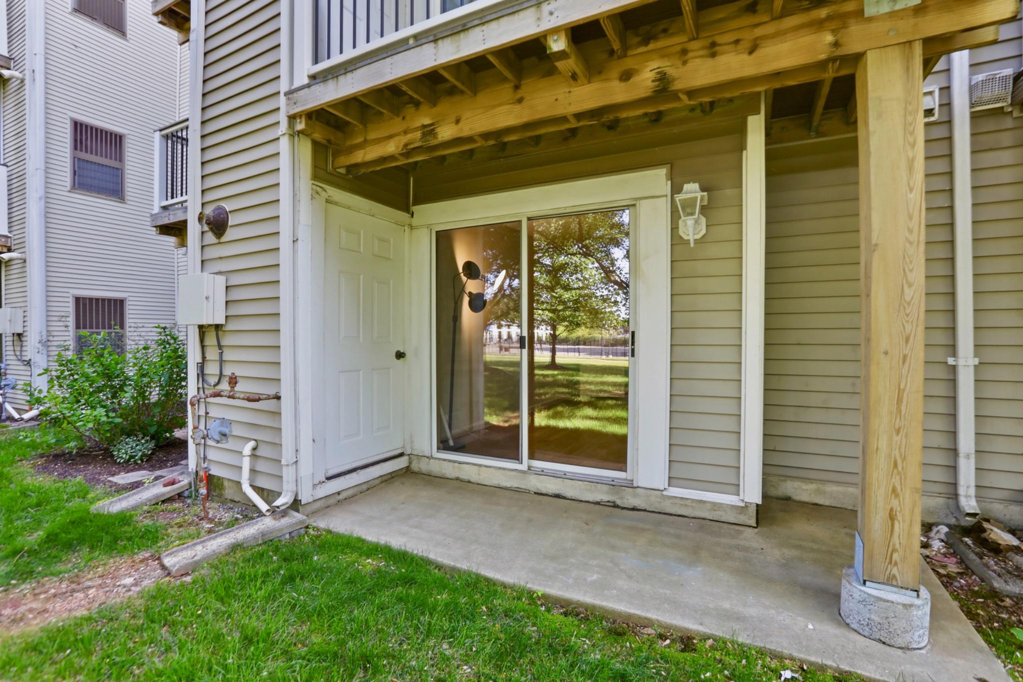 44152 NATALIE TERRACE 102