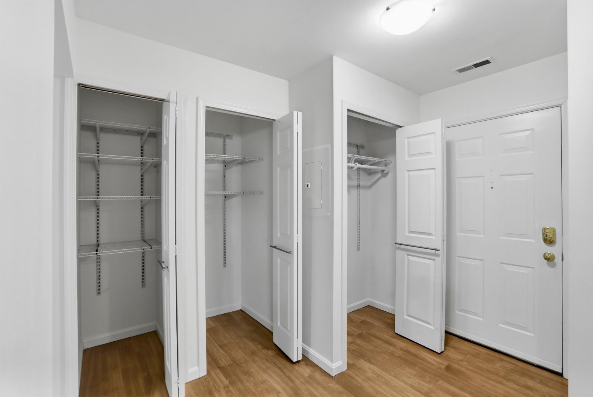 44152 NATALIE TERRACE 102