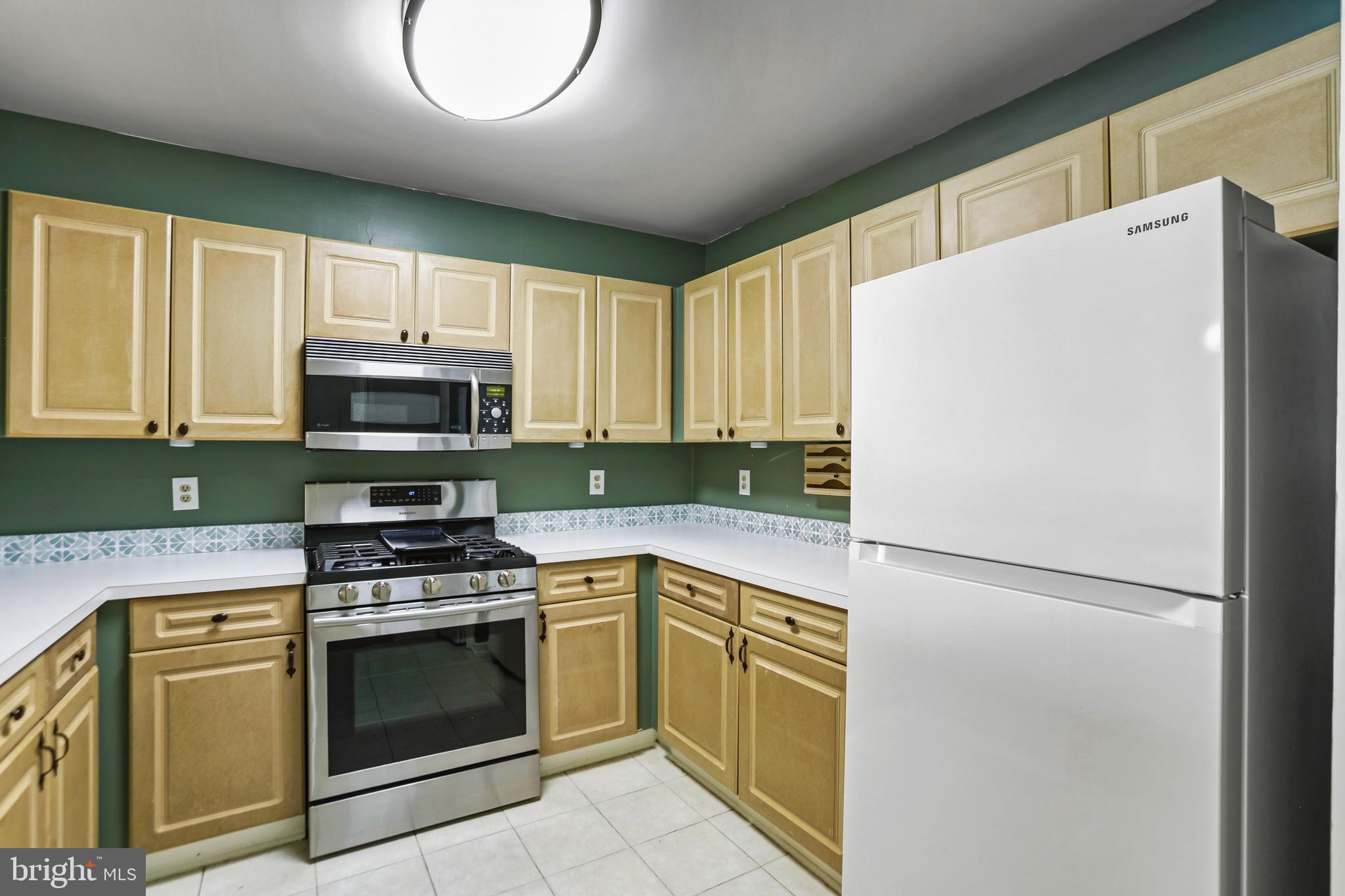 44152 NATALIE TERRACE 102