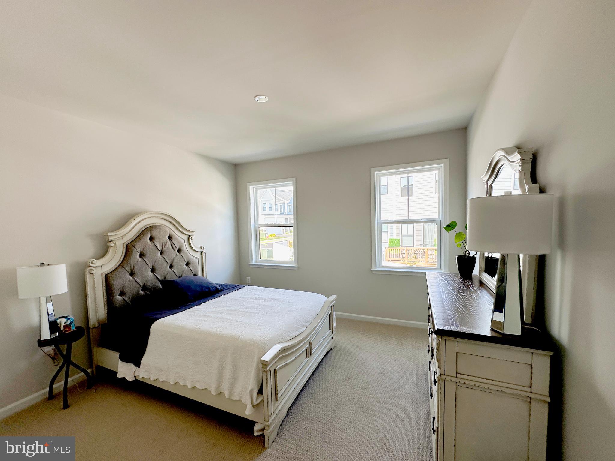 18989 CORAL REEF SQUARE