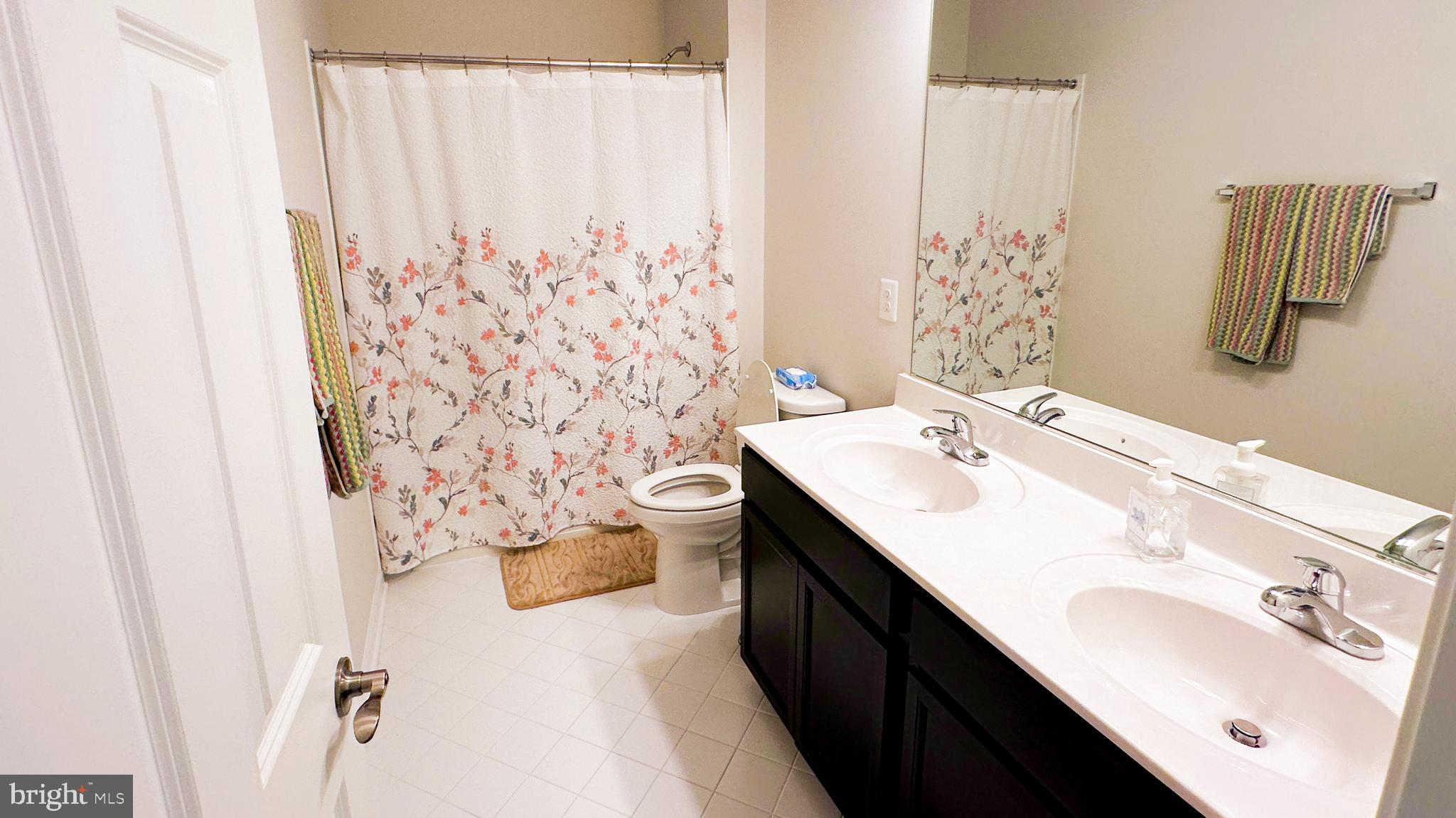 18989 CORAL REEF SQUARE