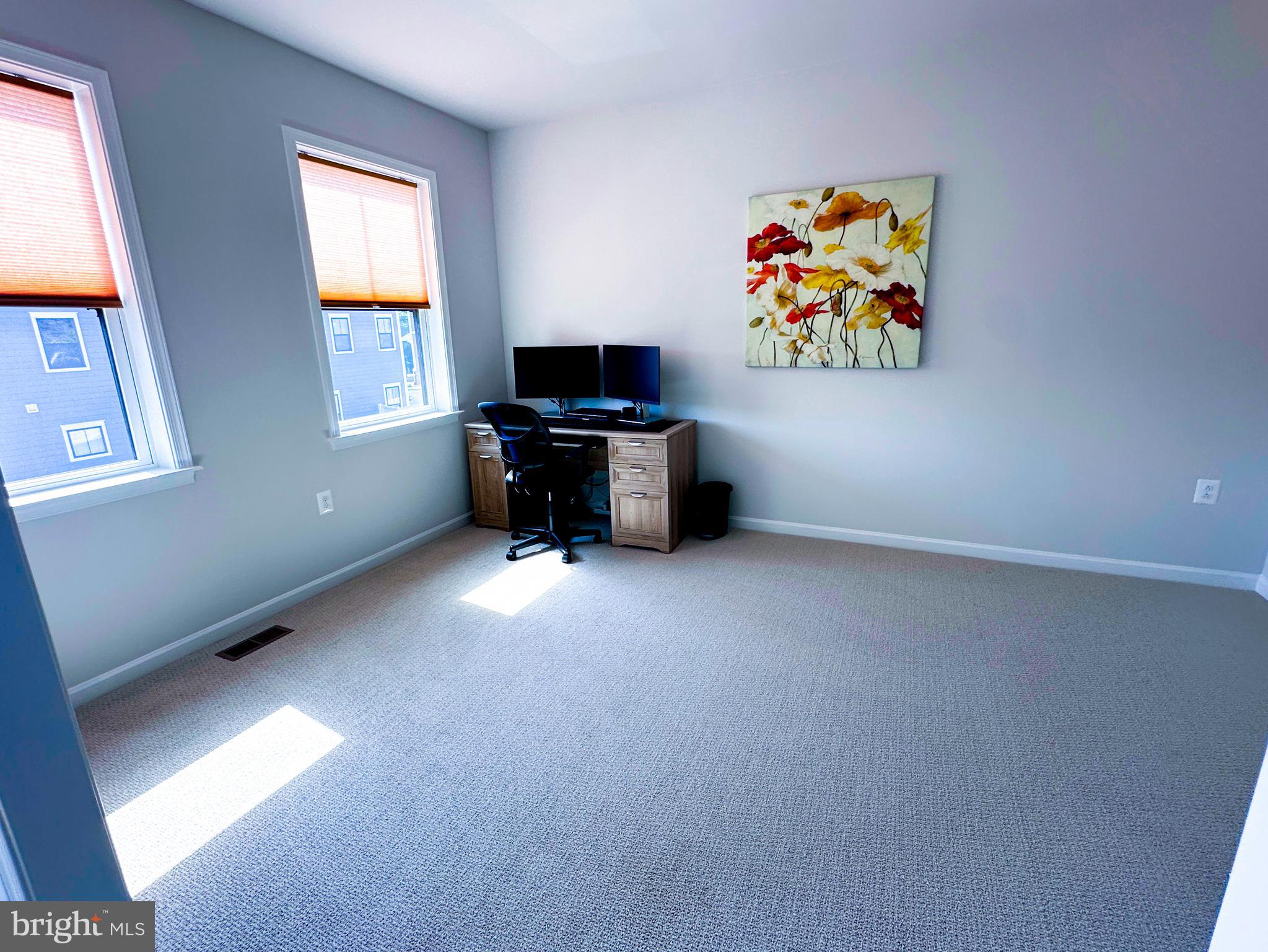 18989 CORAL REEF SQUARE