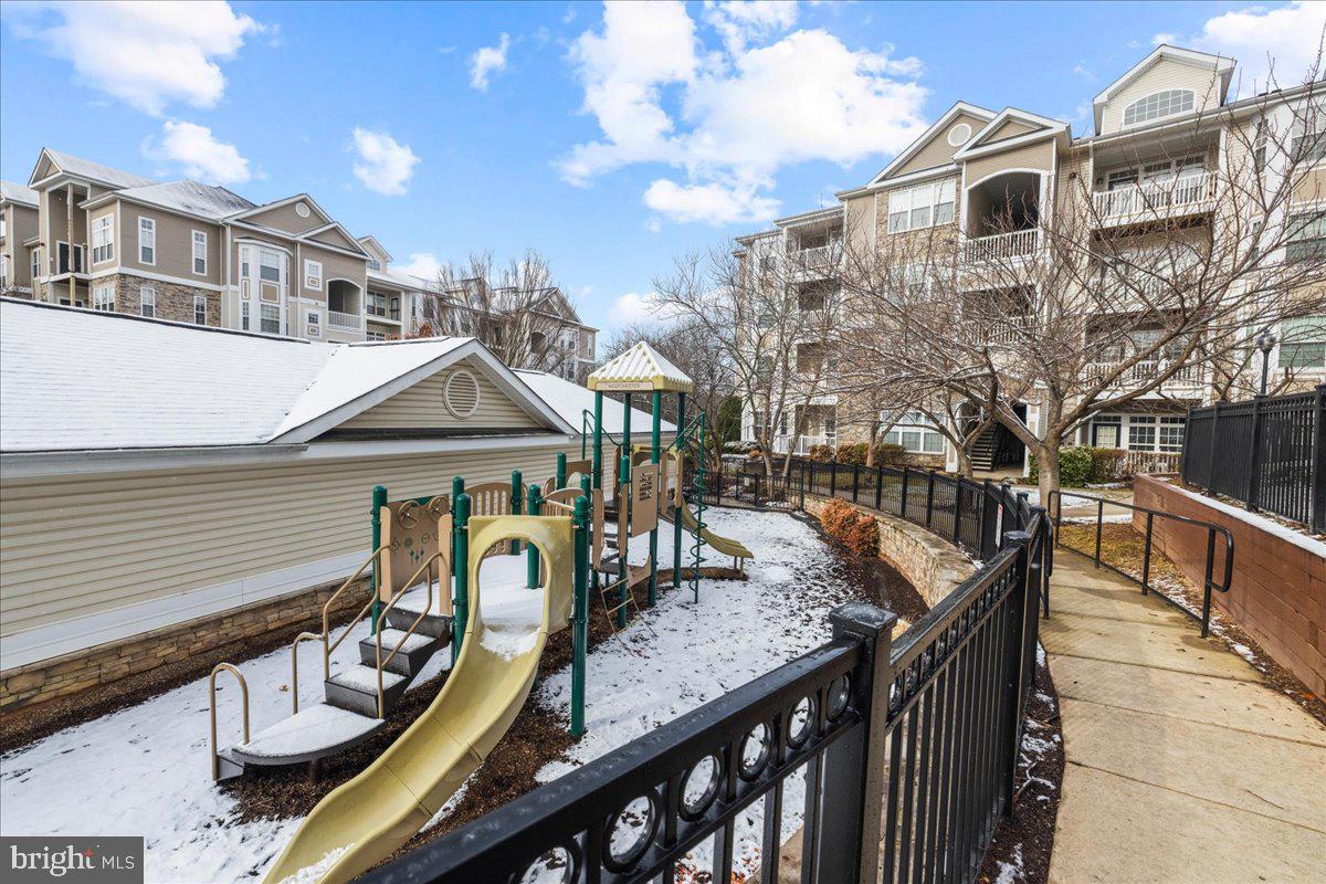 501 SUNSET VIEW TERRACE SE 406