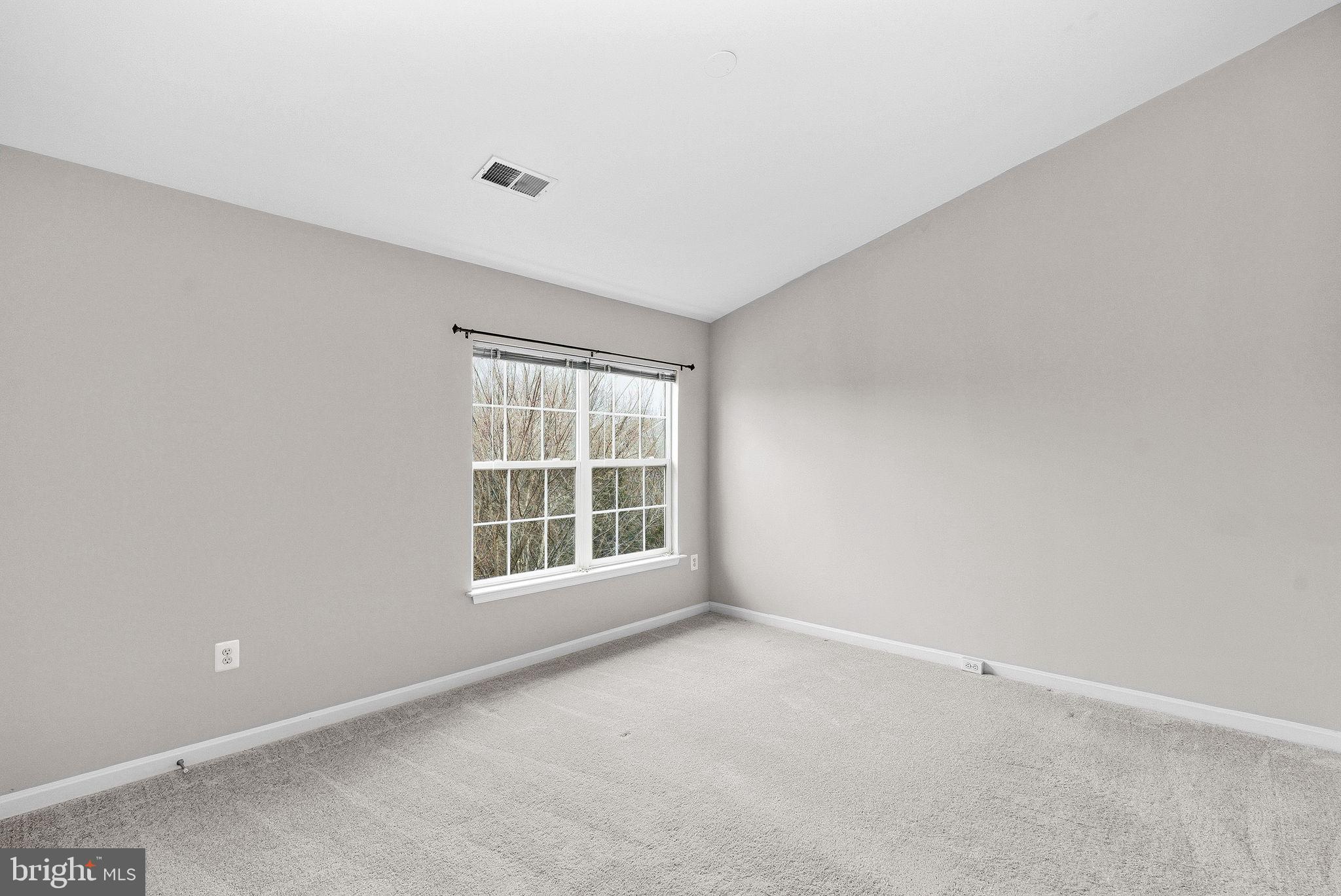 43722 CLEAR LAKE SQUARE