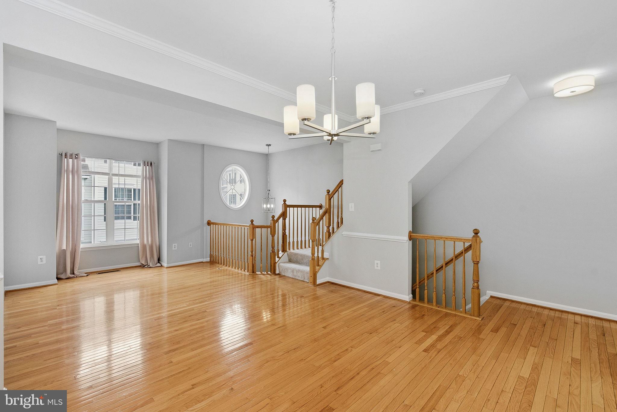 43722 CLEAR LAKE SQUARE