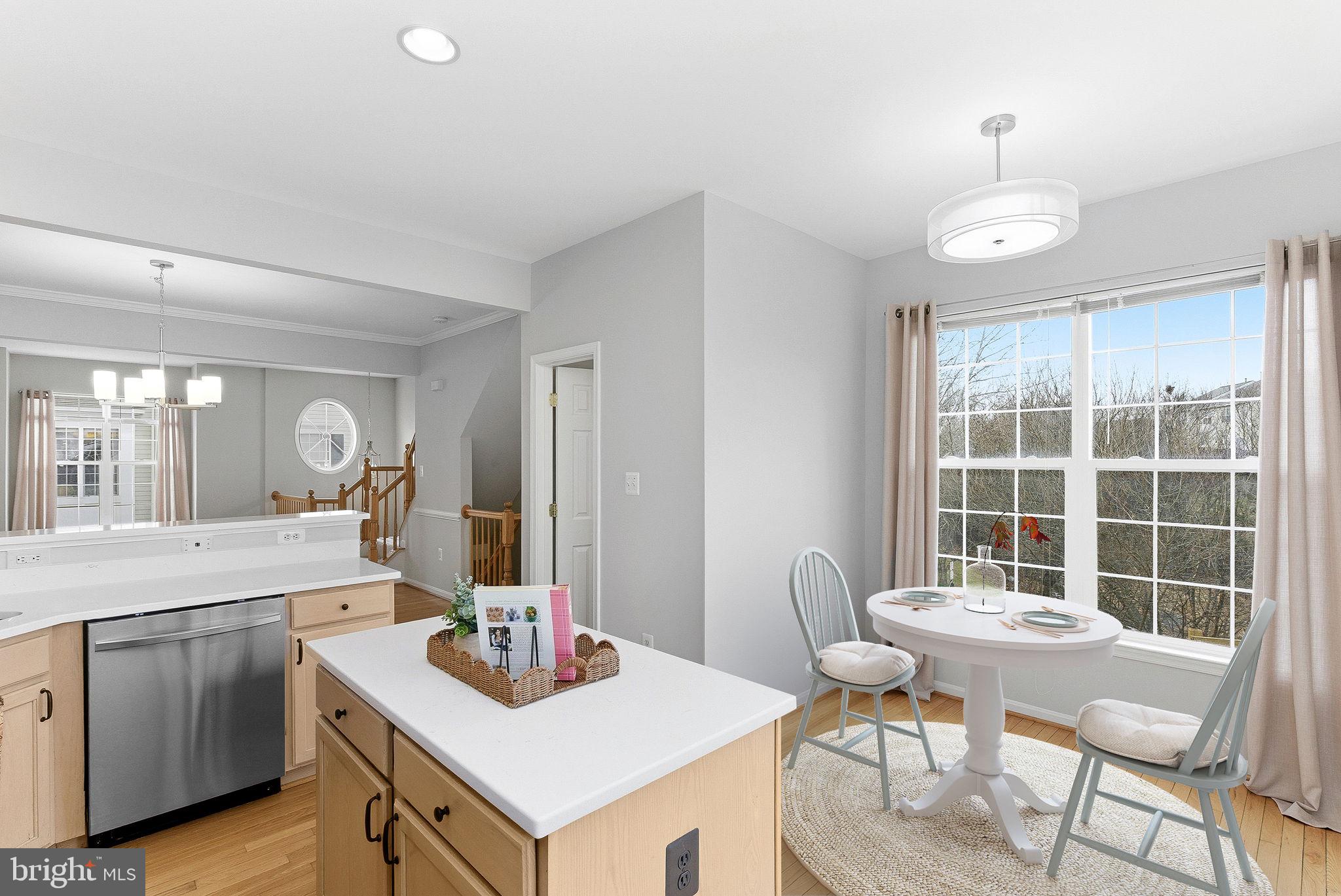 43722 CLEAR LAKE SQUARE