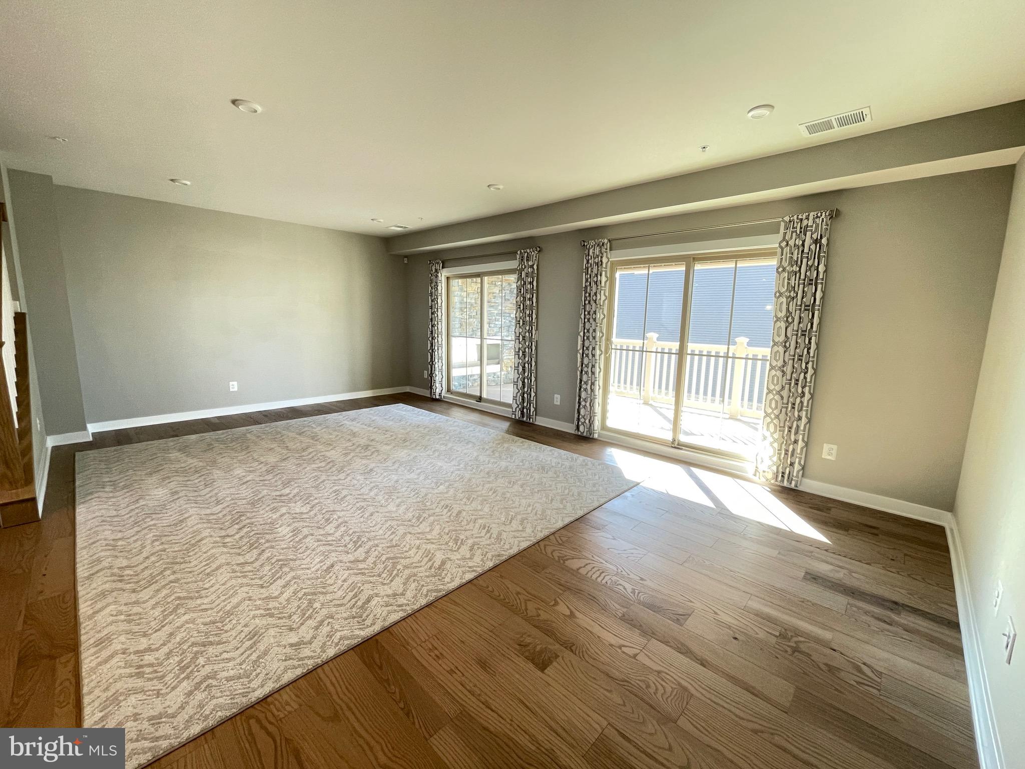 42589 BURBANK TERRACE