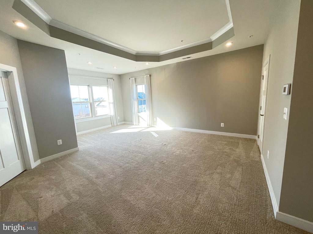 42589 BURBANK TERRACE
