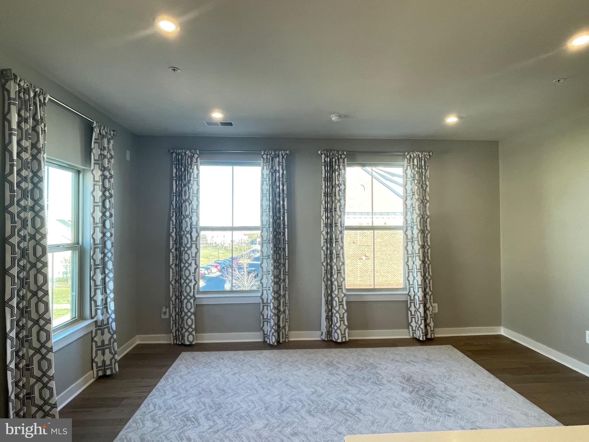 42589 BURBANK TERRACE