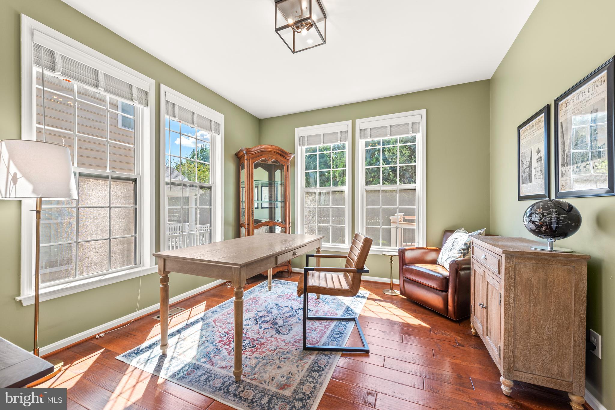 42961 THORNBLADE CIRCLE