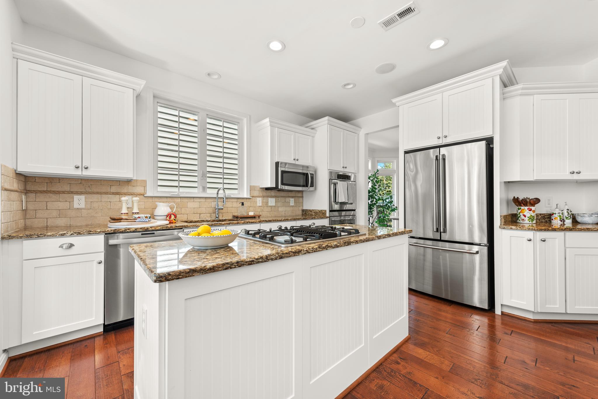 42961 THORNBLADE CIRCLE