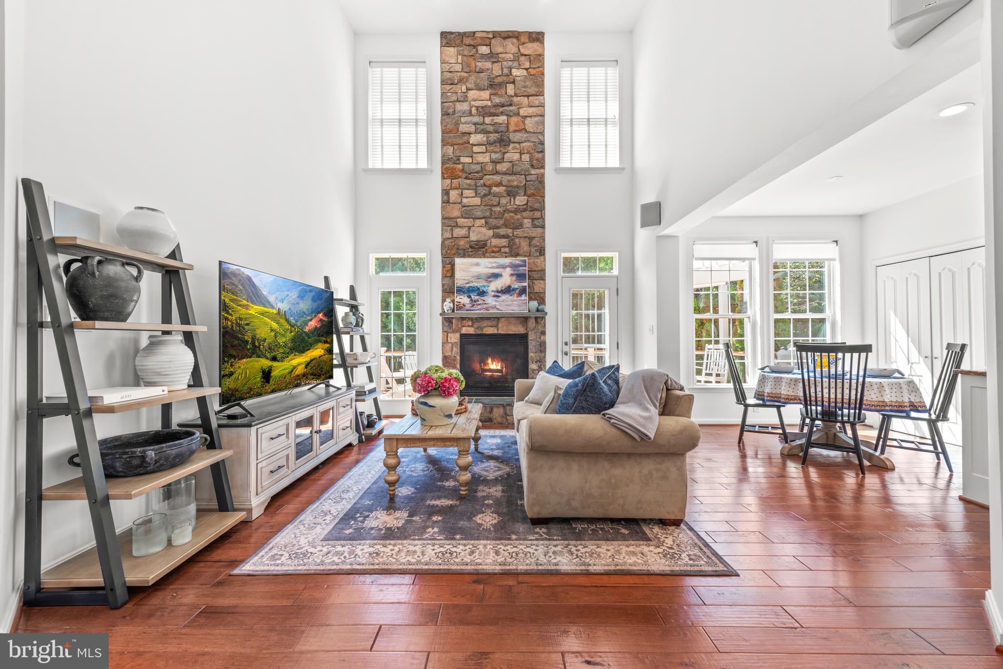 42961 THORNBLADE CIRCLE