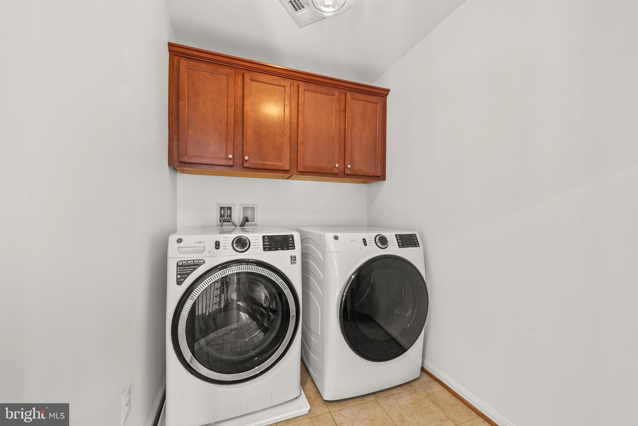 42961 THORNBLADE CIRCLE