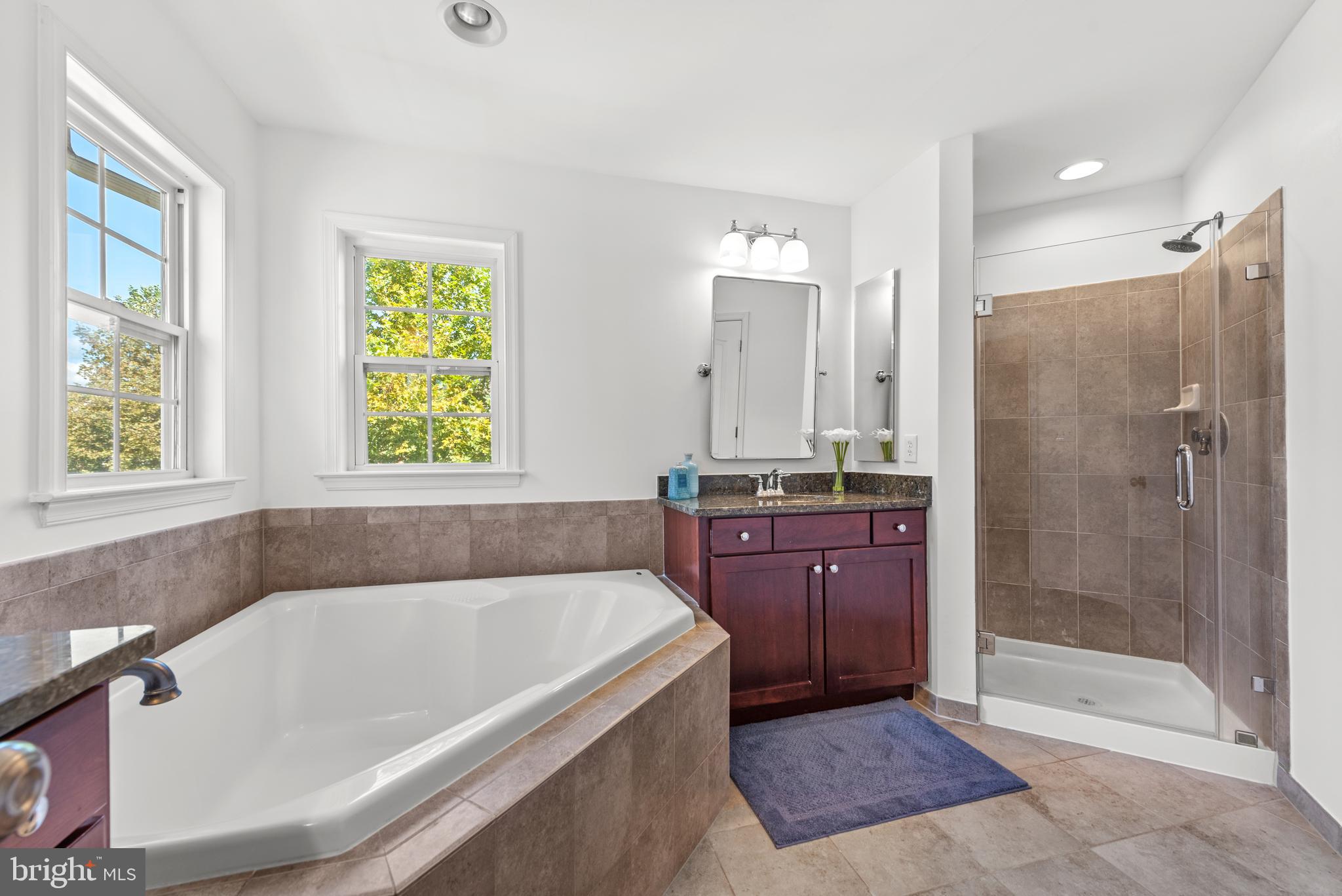 42961 THORNBLADE CIRCLE