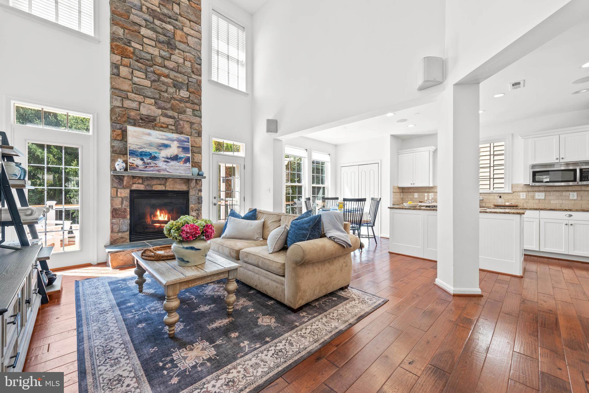 42961 THORNBLADE CIRCLE