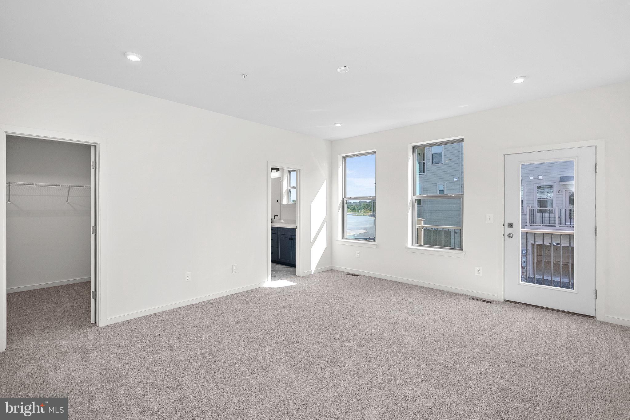 19719 MISTY MOSS SQUARE