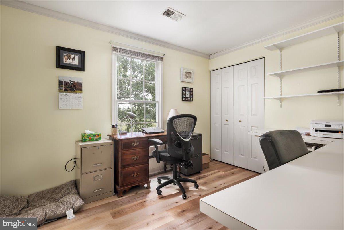 19606 RIDGESIDE ROAD