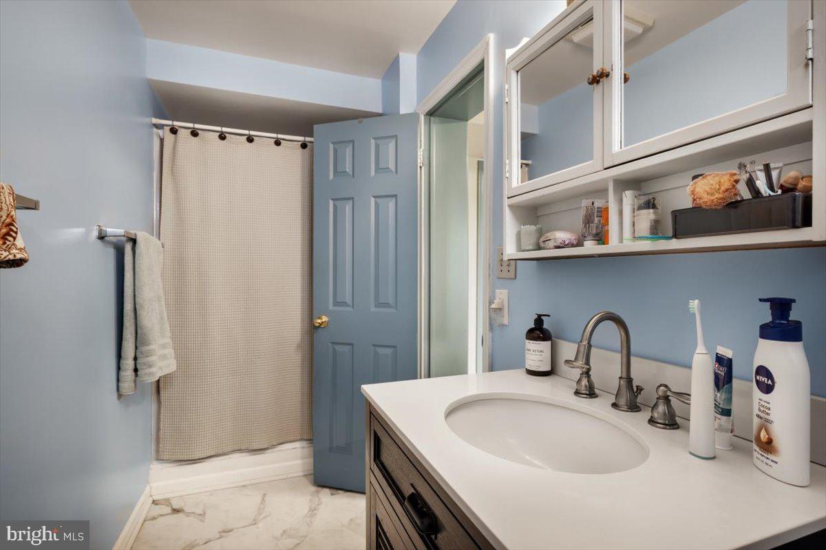 19606 RIDGESIDE ROAD