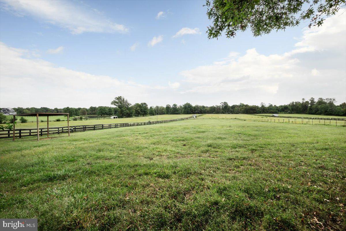 19606 RIDGESIDE ROAD