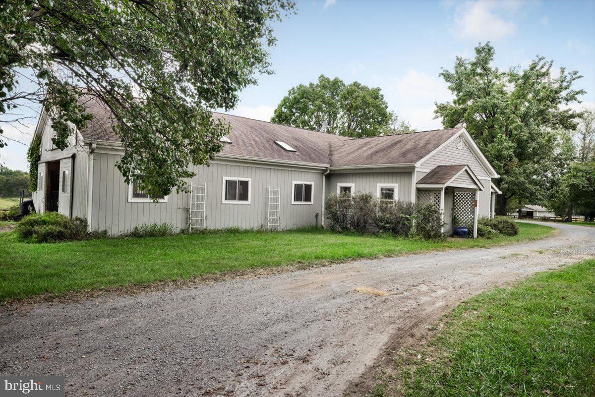 19606 RIDGESIDE ROAD