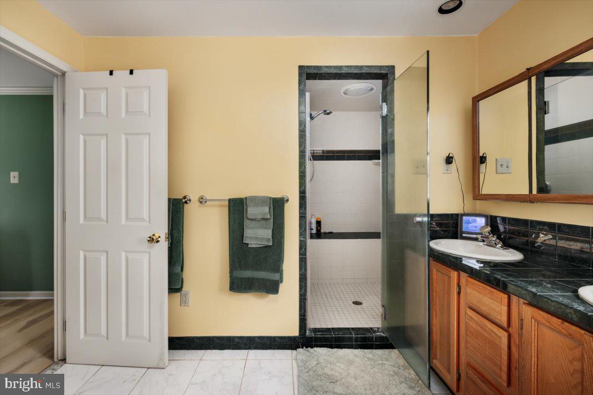 19606 RIDGESIDE ROAD