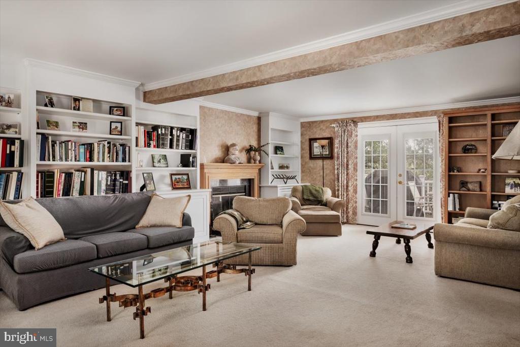 19606 RIDGESIDE ROAD