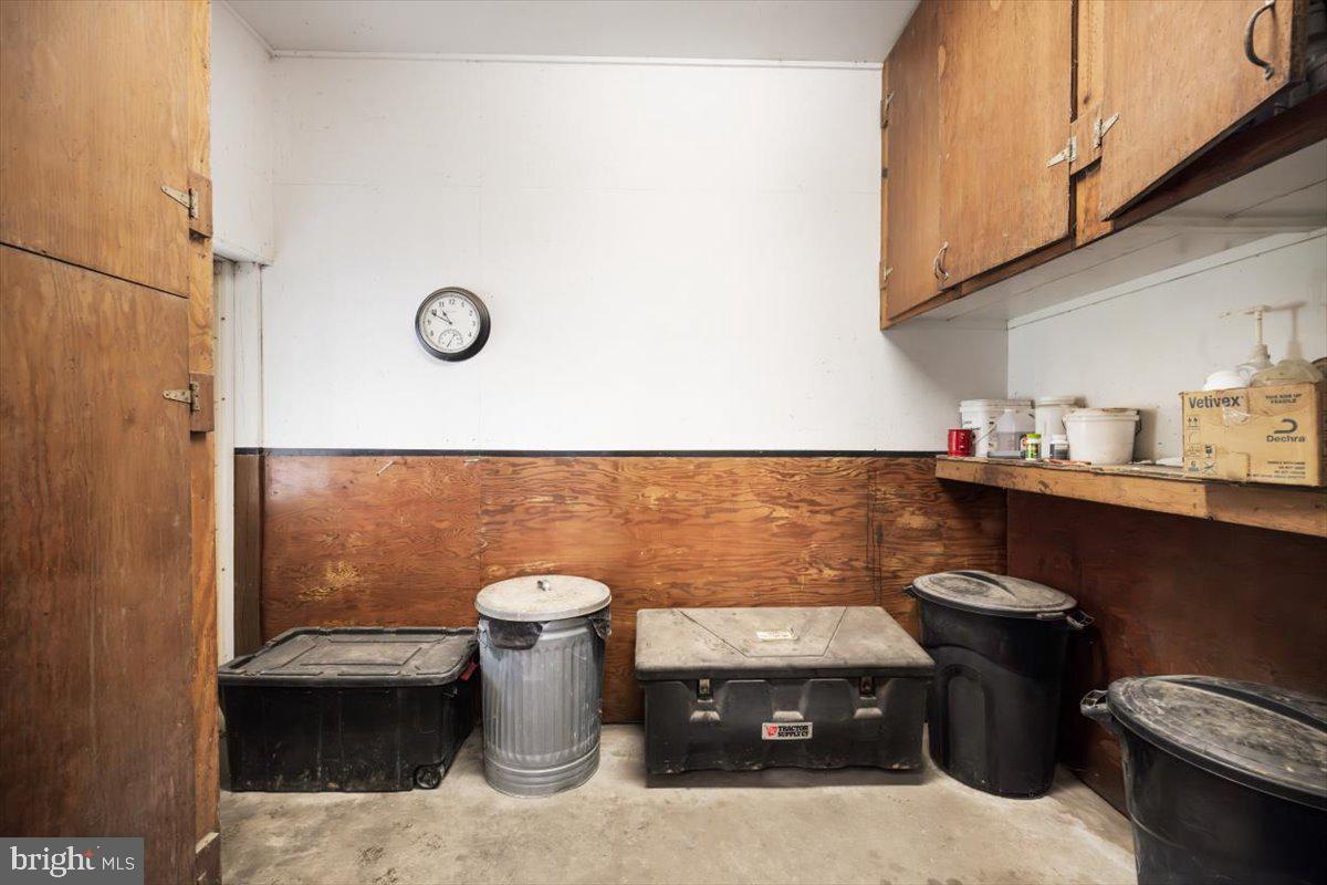 19606 RIDGESIDE ROAD