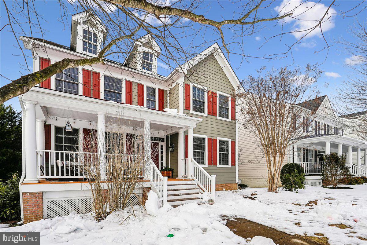 627 GREYSANDS LANE
