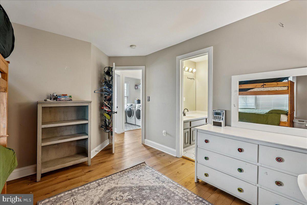 627 GREYSANDS LANE