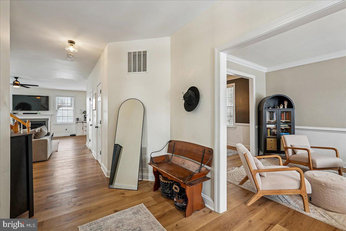 627 GREYSANDS LANE