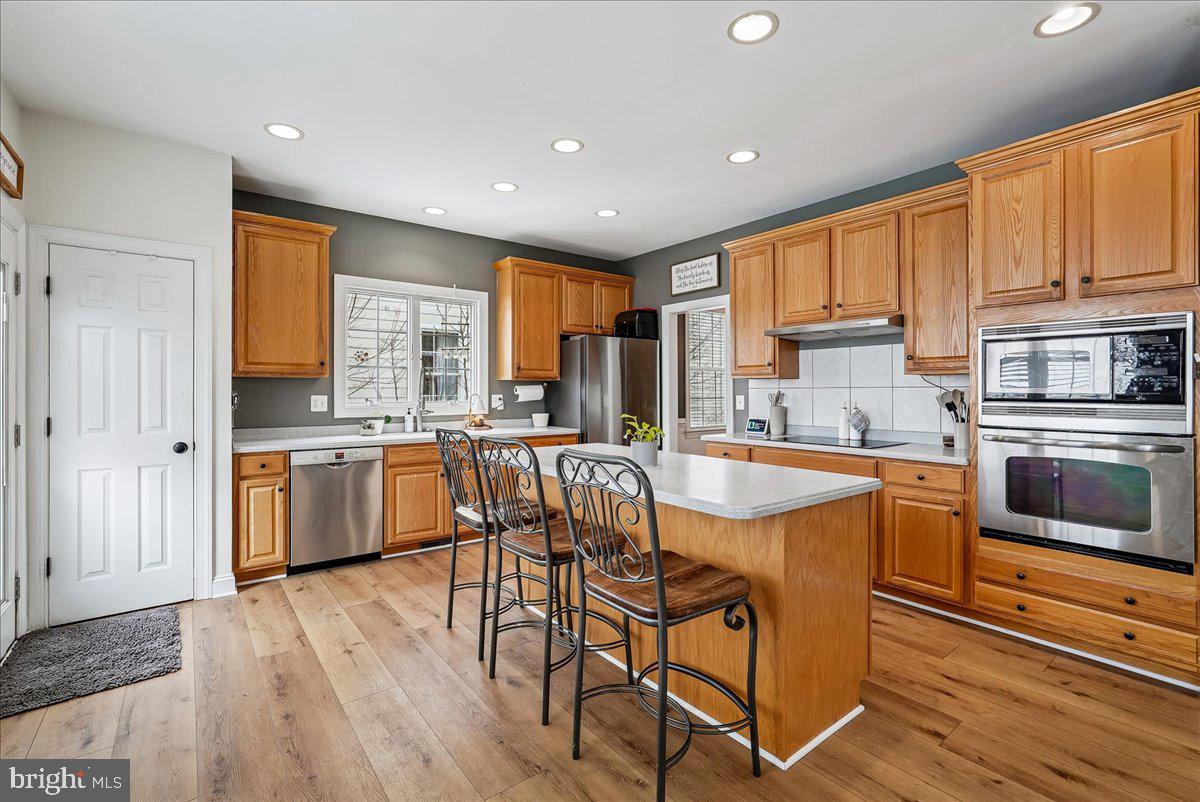 627 GREYSANDS LANE