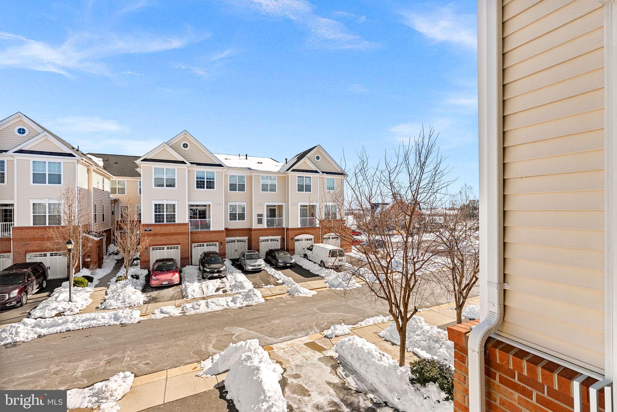 23305 MILLTOWN KNOLL SQUARE 113