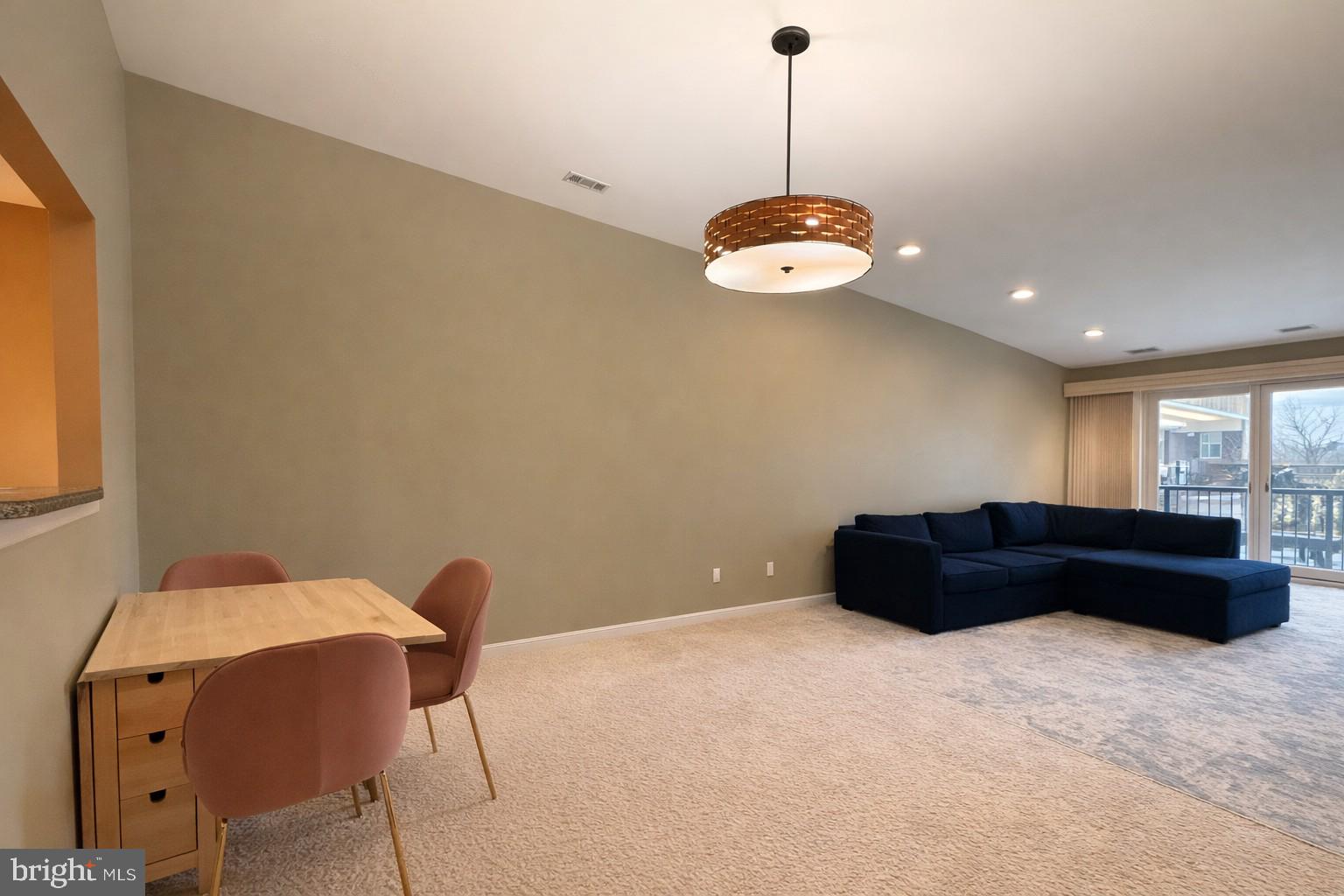 20575 SNOWSHOE SQUARE 301