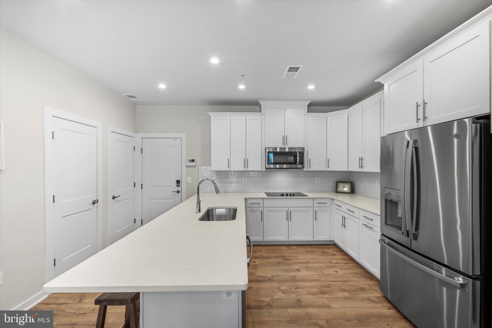 44481 WOLFHOUND SQUARE
