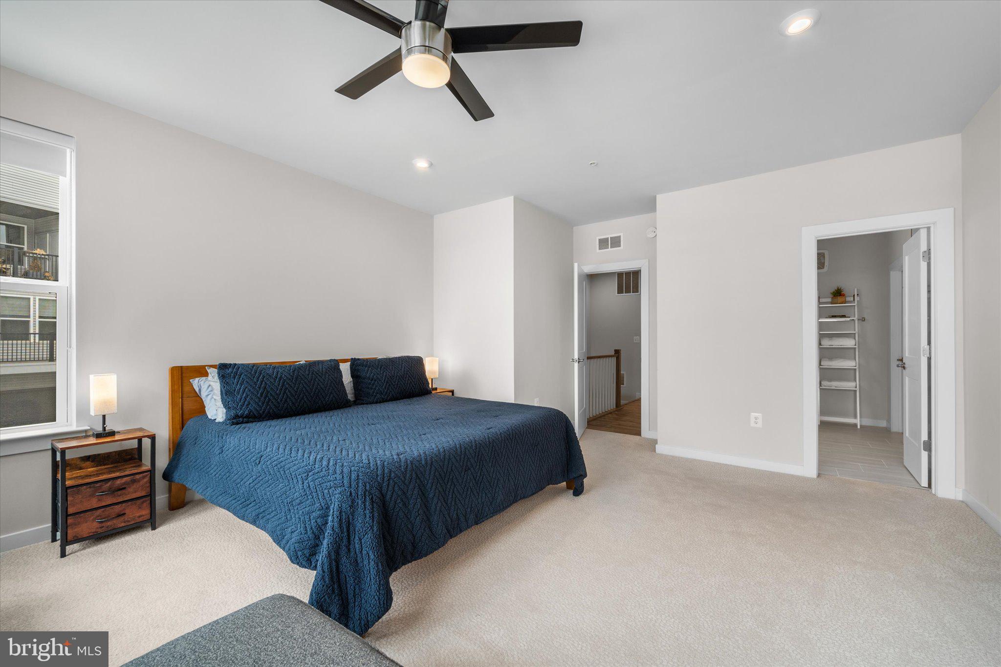44481 WOLFHOUND SQUARE