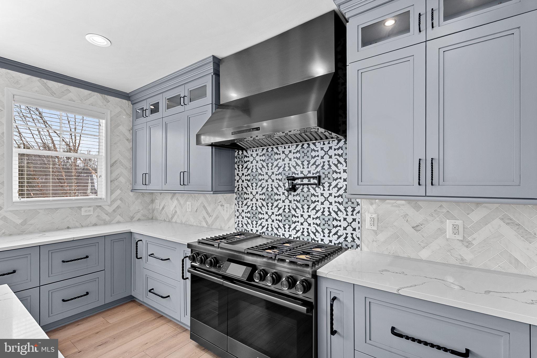 24944 SAWYER MILLS COURT