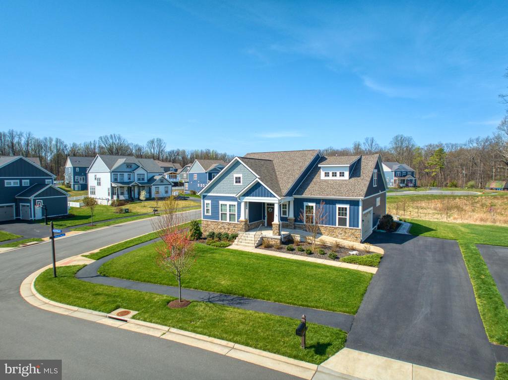 24277 GRAYLEAF WILLOW PLACE