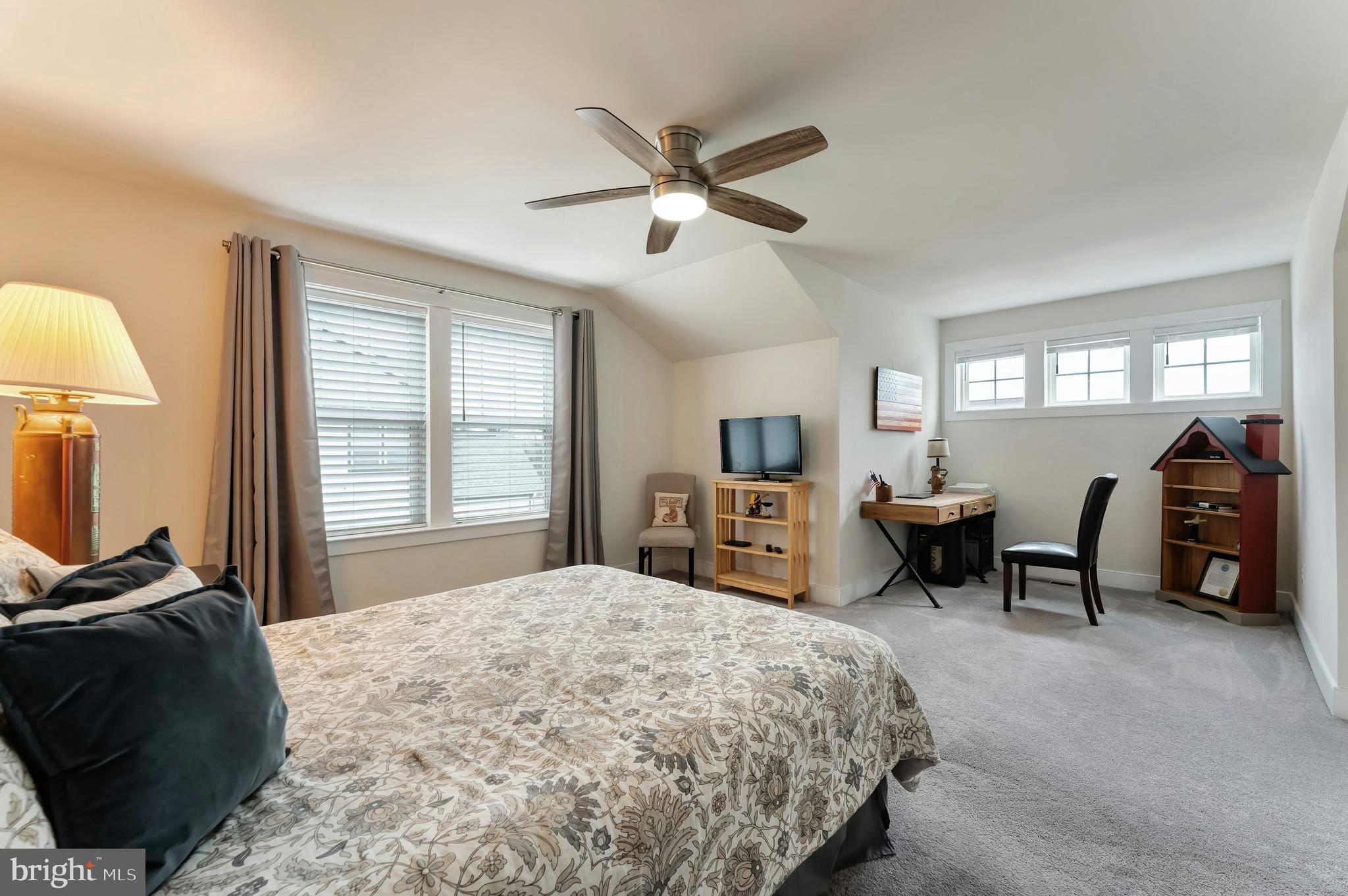 24277 GRAYLEAF WILLOW PLACE