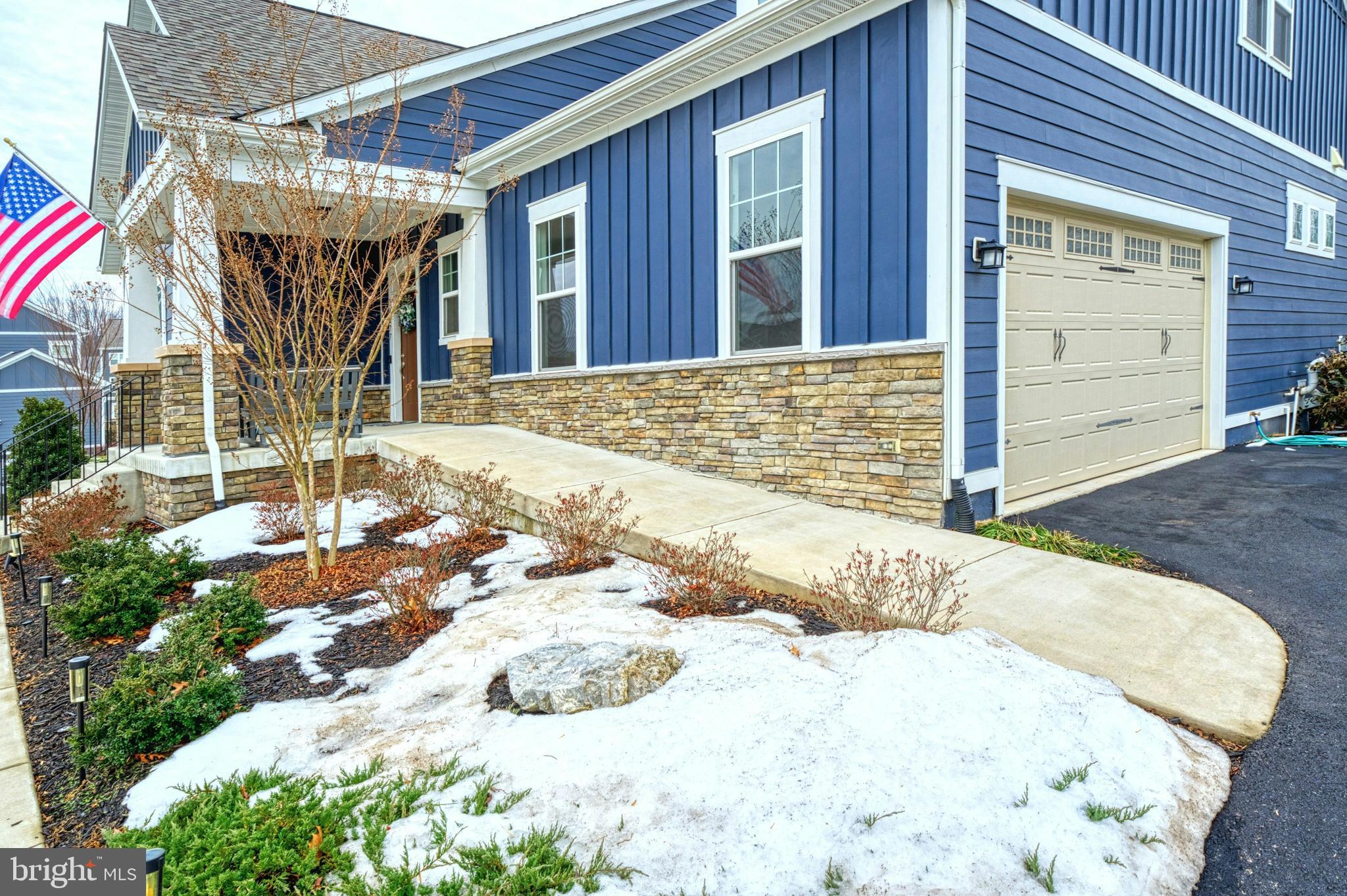 24277 GRAYLEAF WILLOW PLACE