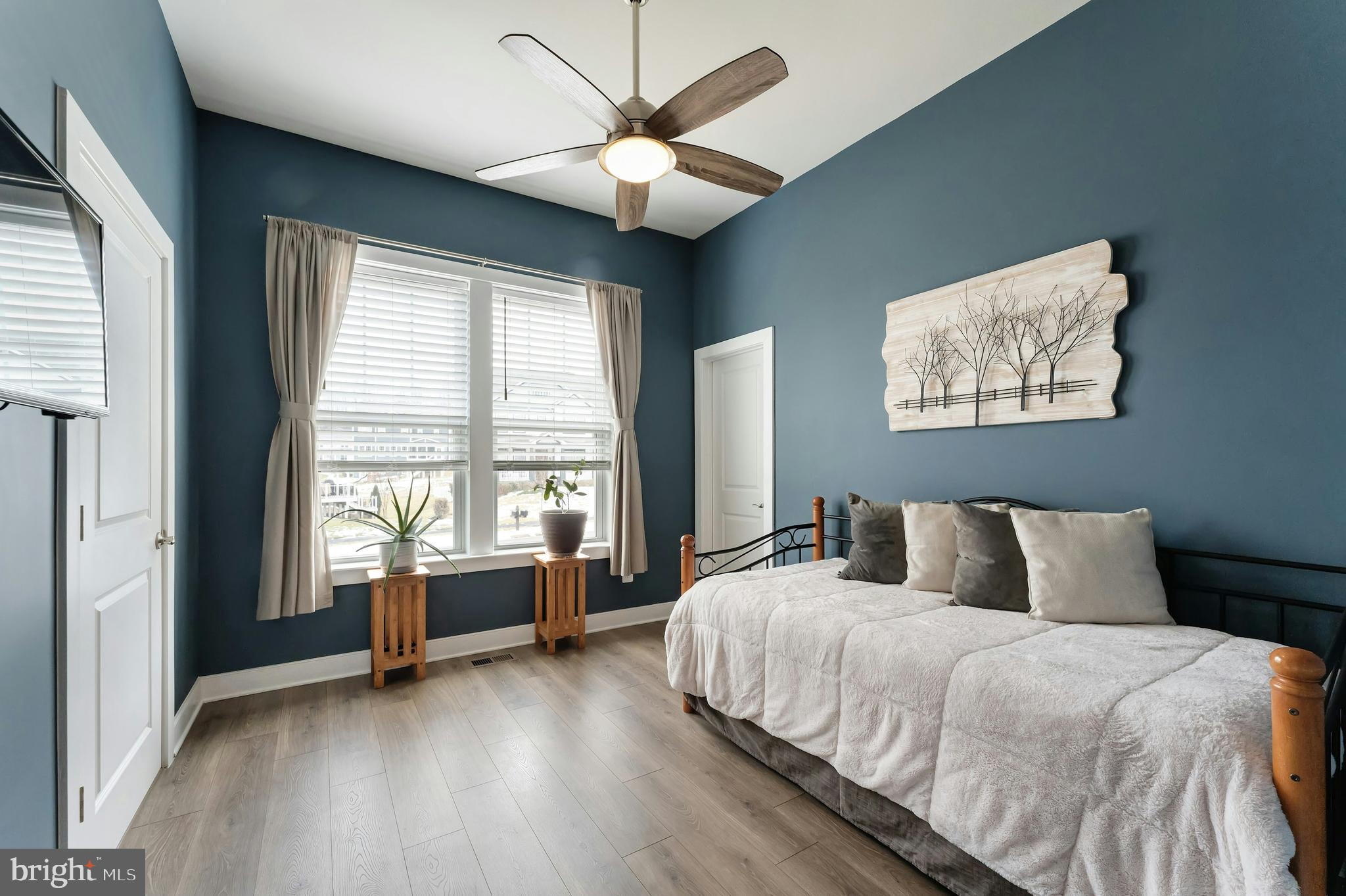 24277 GRAYLEAF WILLOW PLACE