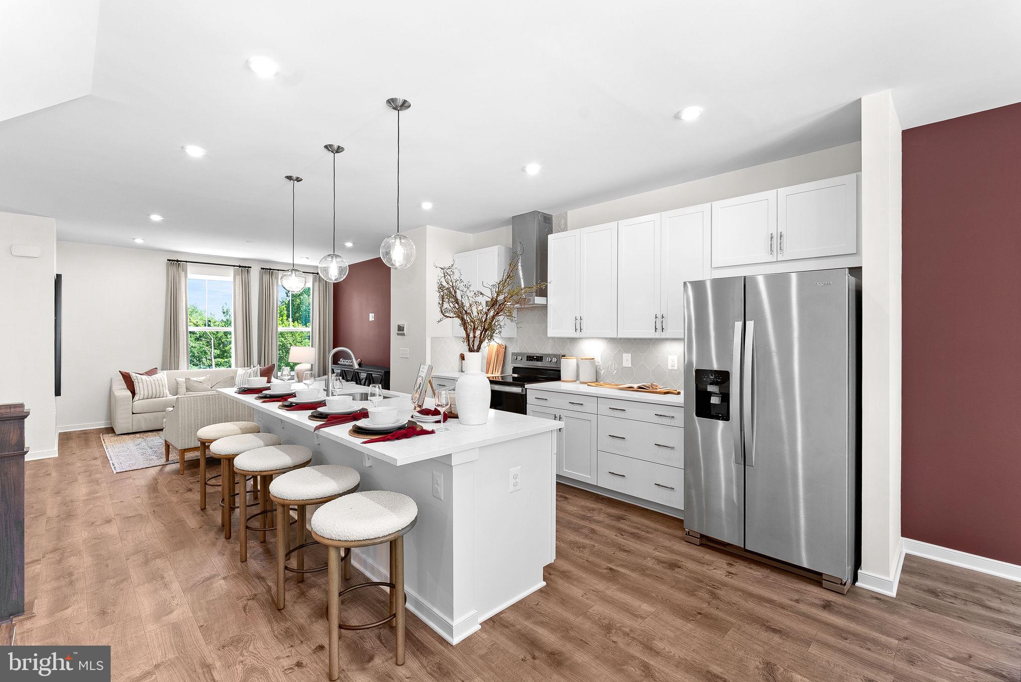 43796 MYSTIC MAROON TERRACE