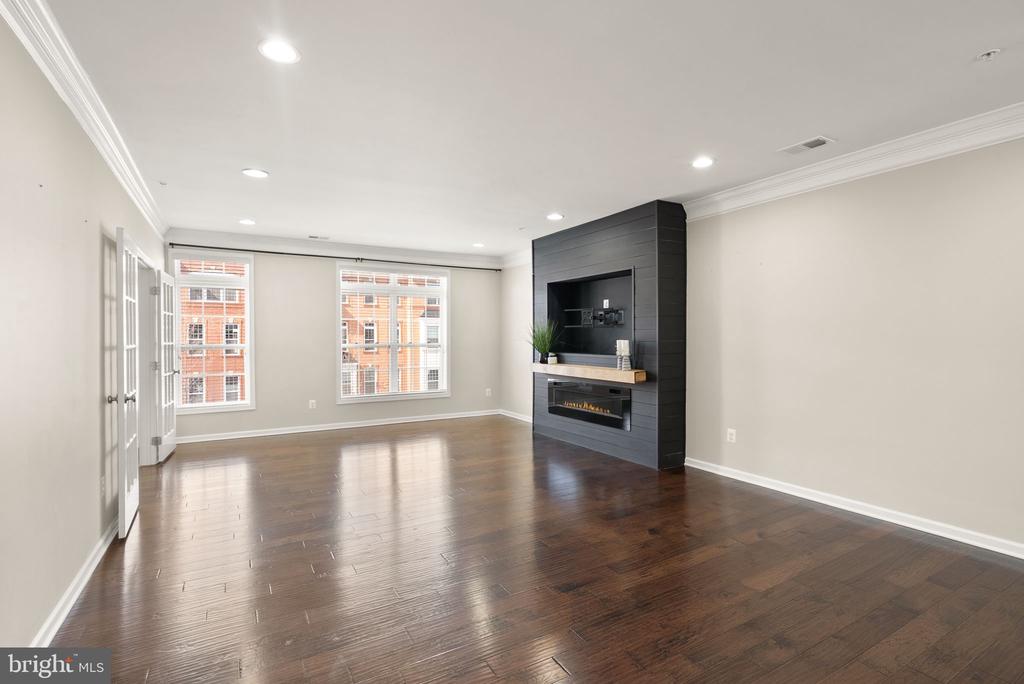 23466 BELVOIR WOODS TERRACE