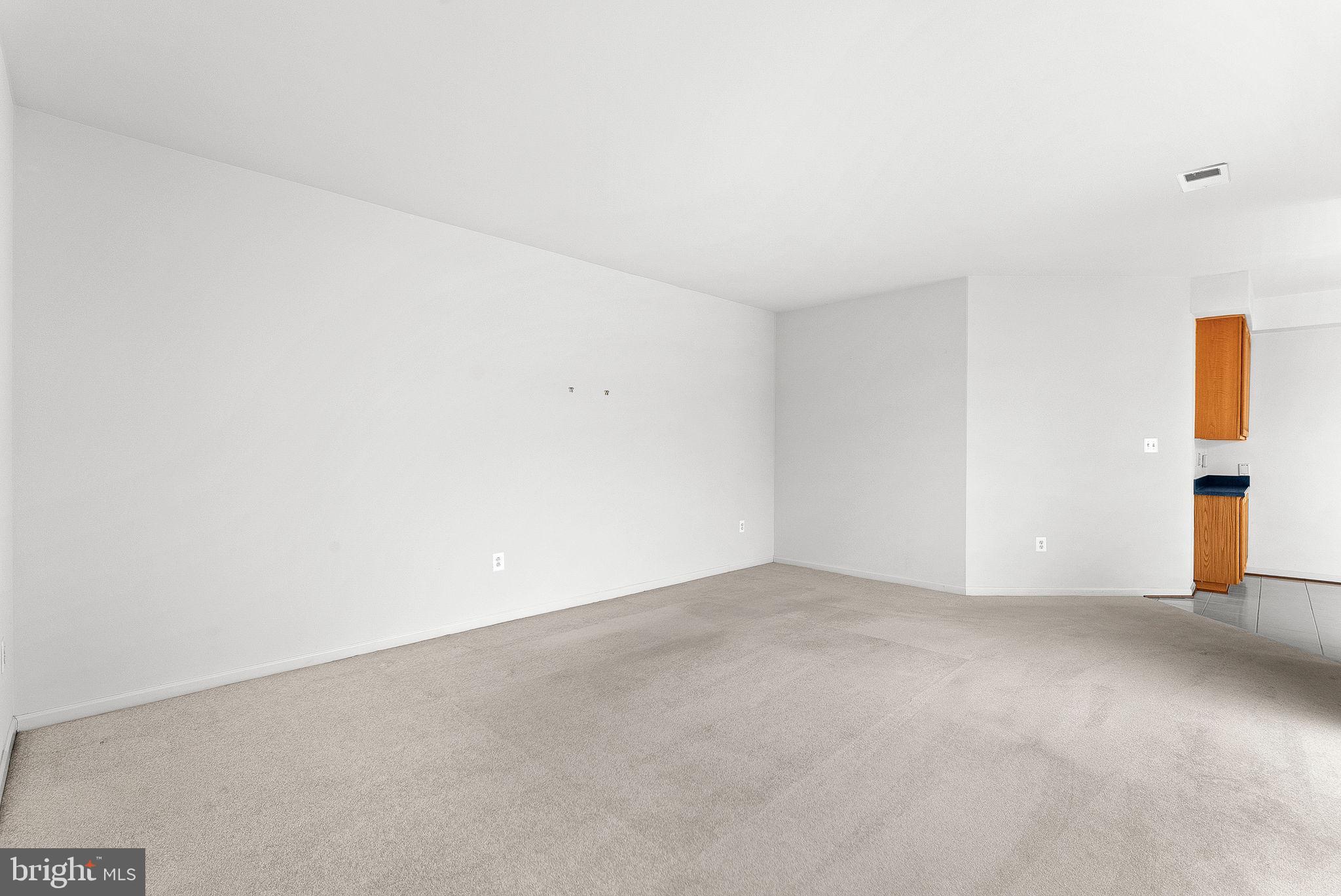 20525 LANSING TERRACE