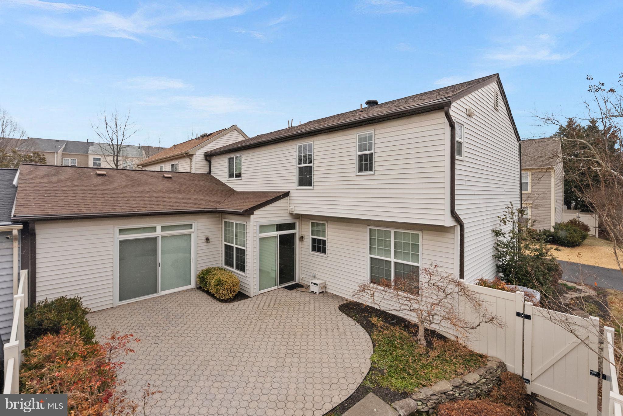 20525 LANSING TERRACE