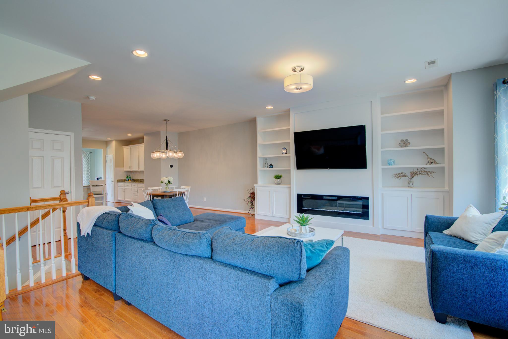 42287 JESSICA FARM TERRACE