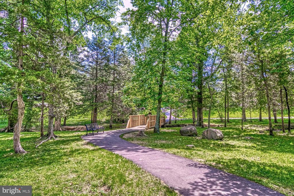 42287 JESSICA FARM TERRACE