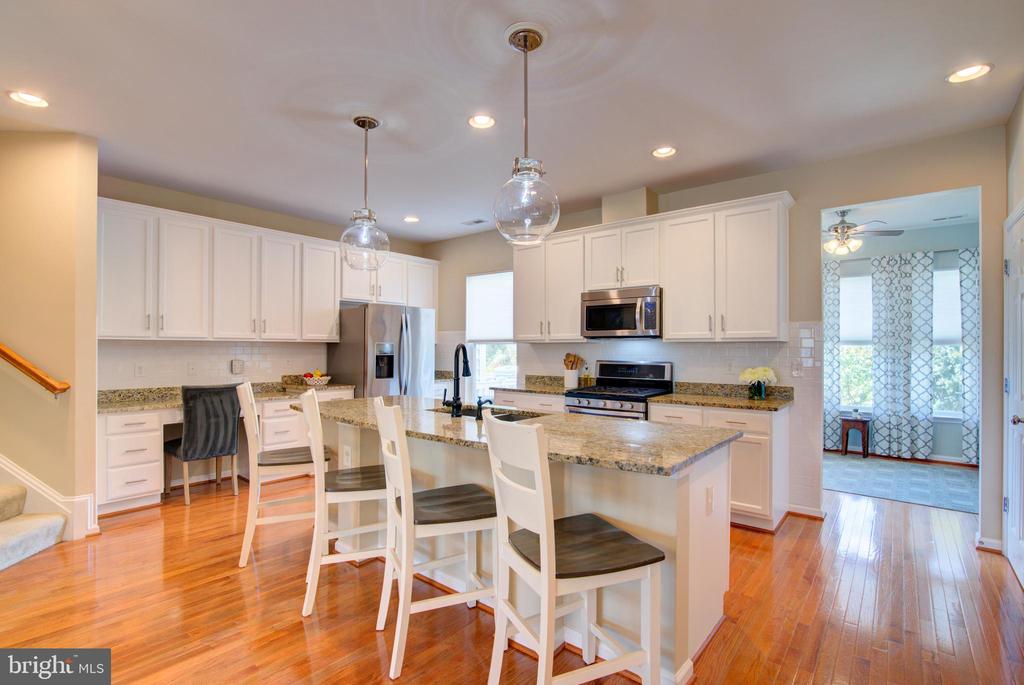 42287 JESSICA FARM TERRACE